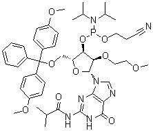 5'-O-[Bis(4-methoxyphenyl)phenylmethyl]-2'-O-(2-methoxyethyl)-N-(2-methyl-1-oxopropyl)guanosine 3'-[2-cyanoethyl bis(1-methylethyl)phosphoramidite] molecular structure (CAS 251647-55-9)